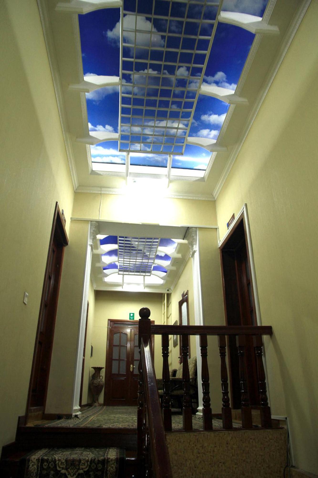 Yellow Hostel Dushanbe Exterior photo