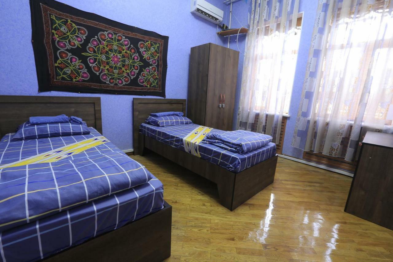 Yellow Hostel Dushanbe Exterior photo